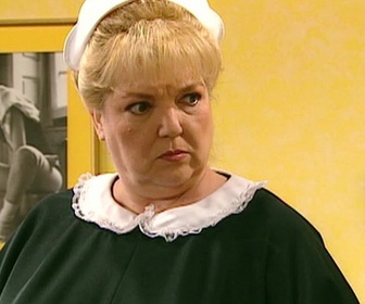 Replay Le miel et les abeilles - S03 E09 - Nouveau miel