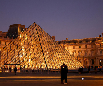 Replay À l'Affiche ! - Casse du Louvre : qui est l'équipe chargée de traquer les œuvres d'art volées ?