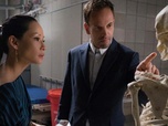 Replay Elementary - S4 E4 - Ménage à trois