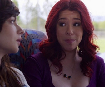 Replay Awkward - S4 E10 - Mensonges d'hiver (1/2)