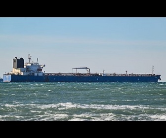 Replay La Marine française arraisonne un pétrolier russe suspecté de flotte fantôme