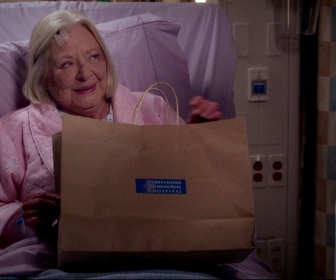 Replay Grey's anatomy - S11 E17 - Accroche-toi