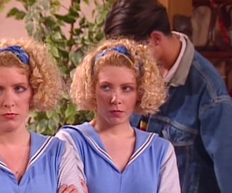 Replay Premiers baisers - S03 E15 - Exams 2