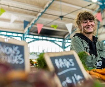 Replay Les plus beaux marchés d'Europe - Le ventre de Dijon - Les Halles