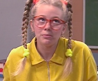 Replay Premiers baisers - S02 E50 - L'installation