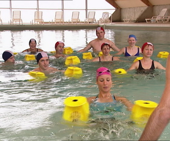 Replay Un gars, une fille - S4E45 - En thalasso au Touquet (1)