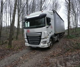 Replay 100 jours avec les dépanneurs de l'autoroute - S5E1 - Accidents sous haute tension