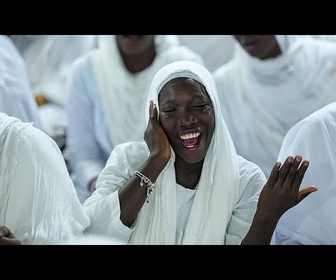 Replay La confrérie soufie Layene du Sénégal célèbre le Mawlid à Dakar