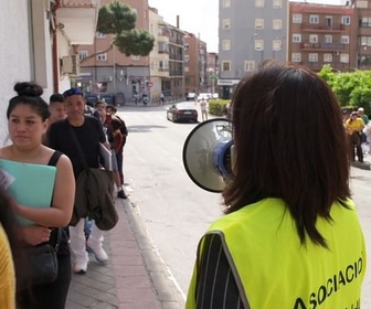 Replay L'Europe, derrière murs et barbelés - Les fake news sur la régularisation des sans-papiers en Espagne