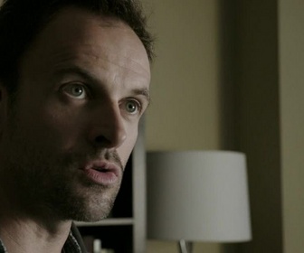 Replay Elementary - S1 E5 - L'ange de la mort