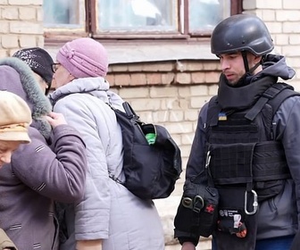 Replay ARTE Journal - En Ukraine, une mission : évacuer la population civile