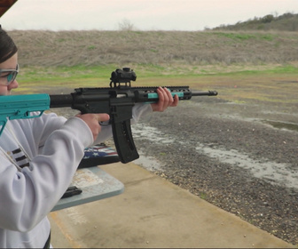 Replay Focus - États-Unis : les enfants, cible juteuse des fabricants d'armes
