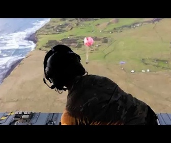 Replay Armée britannique : parachutage sur une île isolée de l'Atlantique pour cas suspect de hantavirus