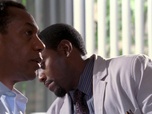 Replay Dr House - S01 E17 - Double discours