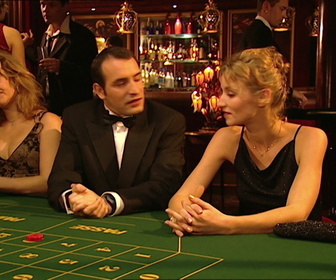 Replay Un gars, une fille - S3E84 - Au casino