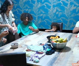 Replay Familles nombreuses : la vie en XXL - Saison 10 Episode 28 du 20 février 2026