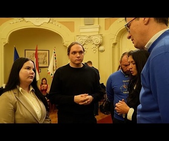 Replay Budapest : le maire accueille des jeunes Ukrainiens revenus de déportation en Russie