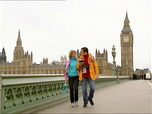 Replay Un gars, une fille - S3E138 - À Londres (2)