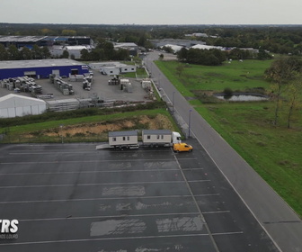 Replay Les routiers : profession chauffeur poids lourd - S2E20 - Laetitia et Cyrille