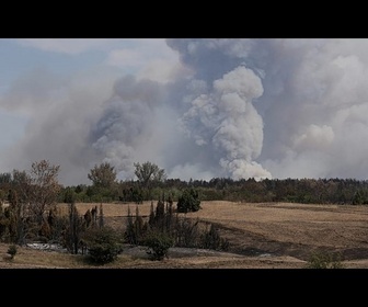 Replay Serbie : les secours peinent à maîtriser un incendie qui dure depuis des semaines