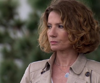 Replay Talons aiguilles et bottes de pailles - S01 E01