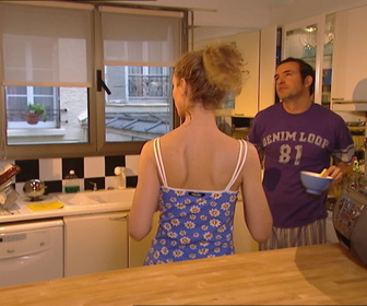 Replay Un gars, une fille - S4E86 - Au petit déjeuner (7)