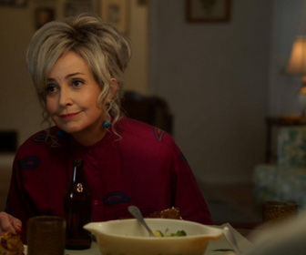 Replay Young Sheldon - S1E7 - Poitrine fumée et vaudou