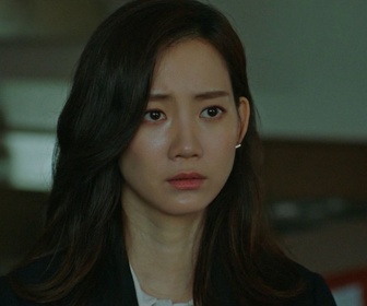 Replay Le Parfum du mensonge - S01 E07