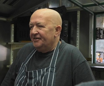 Replay Adam Richman eats football - Épisode 3 - Chelsea