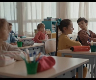 Replay Comme des gosses - Inélucablement - Profession chomeuse