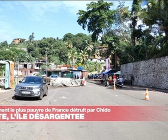 Replay Info éco - Mayotte, département le plus pauvre de France ravagé par le cyclone Chido