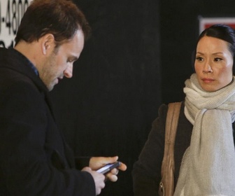 Replay Elementary - S1 E13 - Jeux de guerre