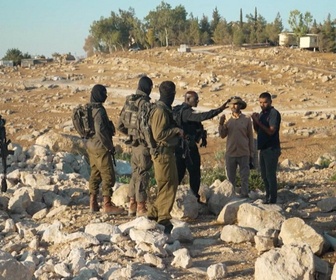 Replay Focus - Umm al-Khair, un village de Cisjordanie occupée assiégé par l'expansion des colonies israéliennes