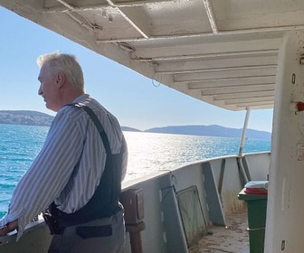 Replay Des marins croates prisonniers de leur navire - ARTE Regards