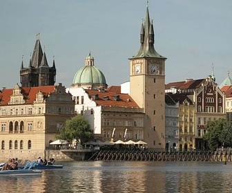 Replay Prague / Lorraine / Madagascar - Invitation au voyage