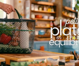 Replay Petits Plats en équilibre - Crumble de pêche à la farine de pomme