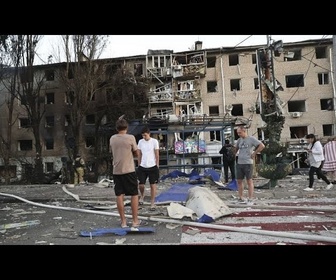 Replay Frappes russes en Ukraine : au moins un mort, plus de 20 blessés, dont les enfants