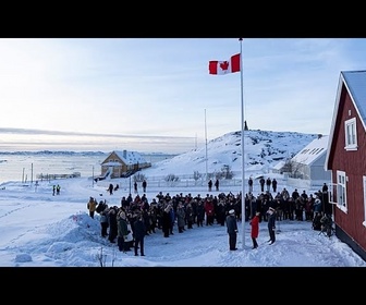 Replay Le drapeau canadien hissé pour l'ouverture d'un consulat au Groenland