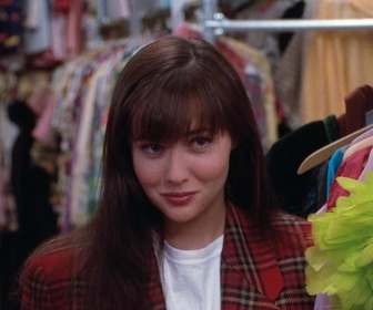 Replay Beverly Hills, 90210 - S02 E13 - Bas les masques
