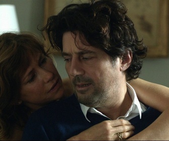 Replay Mes amis, mes amours, mes emmerdes... - S04 E001 - Une page se tourne