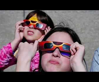 Replay Phénomène rare, lunettes spéciales... que faut-il savoir avant l'éclipse solaire ?