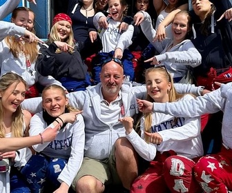 Replay Norvège : avant le bac, on fait la fête ! - ARTE Regards