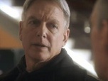 Replay NCIS - S9 E14 - Le sens de la vie