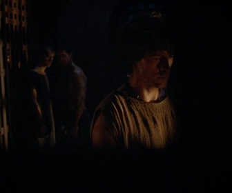 Replay Atlantis - S2 E11 - Le clan