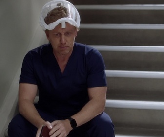 Replay Grey's anatomy - S17 E13 - Le bon moment