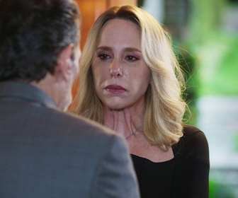 Replay Les riches pleurent aussi - S01 E13