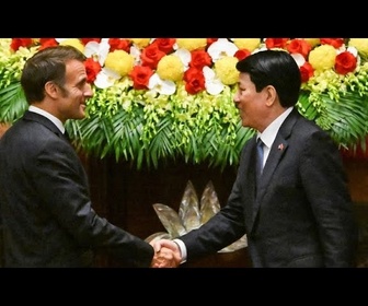 Replay Emmanuel Macron entame au Vietnam sa tournée en Asie du Sud-Est
