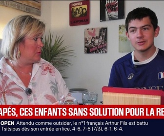 Replay BFM Première - Faute de place en établissement spécialisé, cet adolescent autiste et épileptique est contraint de suivre les cours à domicile