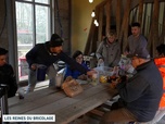 Replay Un jour, un doc week-end - Les reines du bricolage