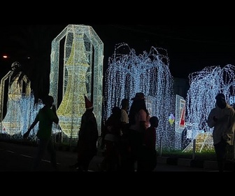 Replay Nigaria : les rues de Lagos illuminées pour Noël